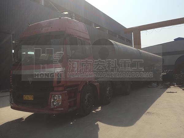 發(fā)往江蘇徐州的陶?；剞D(zhuǎn)窯發(fā)貨現(xiàn)場實拍